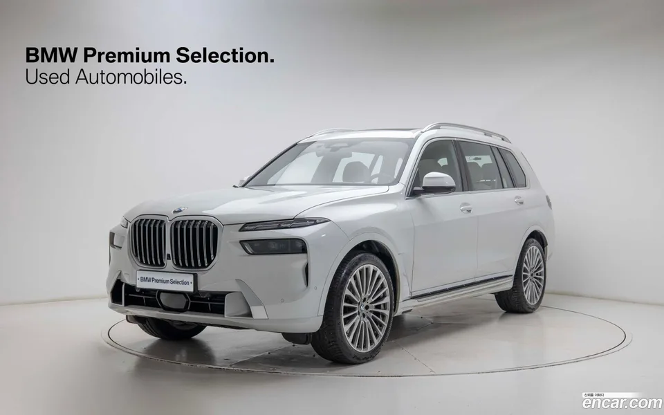 BMW X7 2025