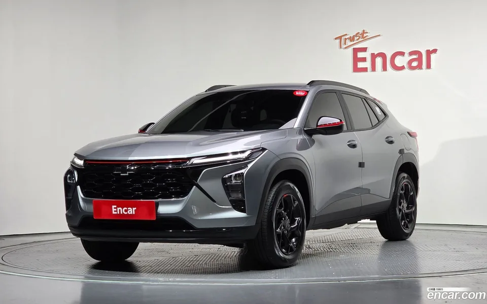 Chevrolet Trax Crossover 1.2 2024 — photo 1, buy with delivery to Moscow