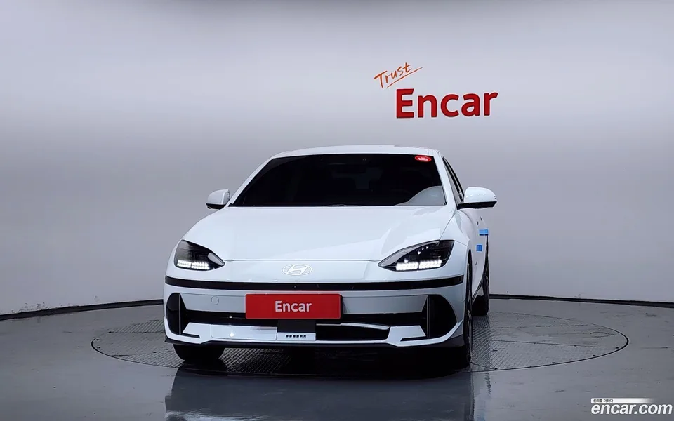 Hyundai Ioniq 6 2022 — thumbnail 3