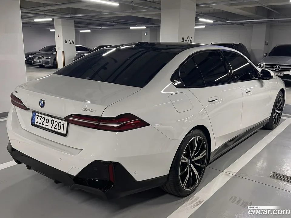 BMW 5 Series 530i xDrive M 2026 — thumbnail 4