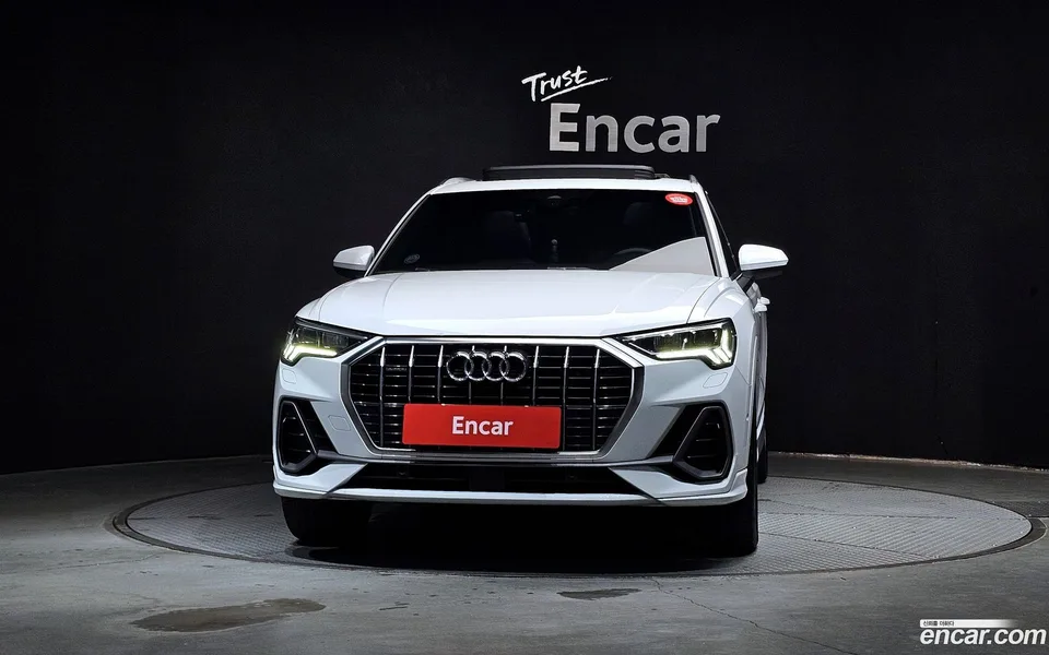 Audi Q3 35 TDI 2023 — thumbnail 3
