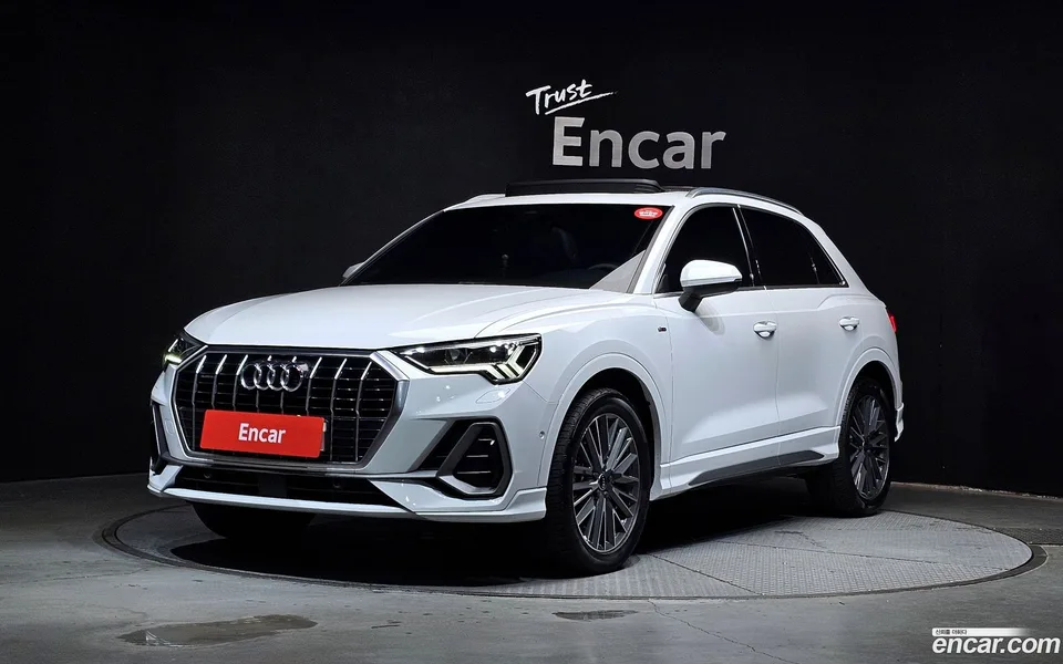 Audi Q3 35 TDI 2023 — photo 1, buy with delivery to Moscow