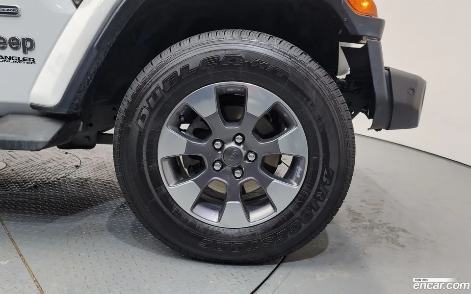 Jeep Wrangler 2.0 4 2022 — миниатюра 2