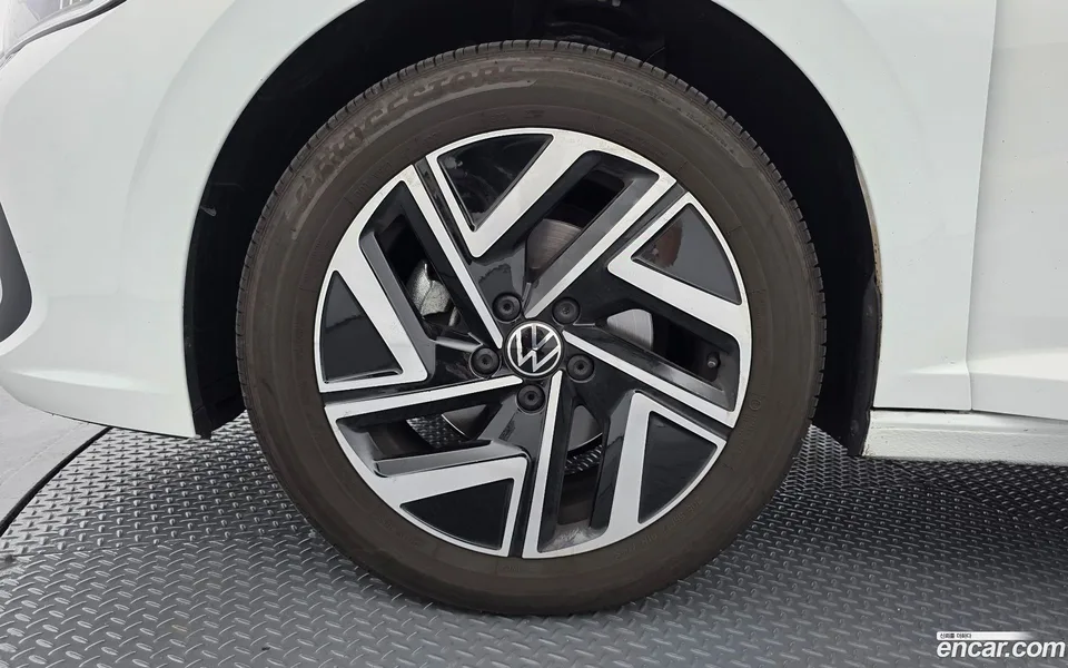 Volkswagen Jetta 1.5 TSI 2024 — миниатюра 5