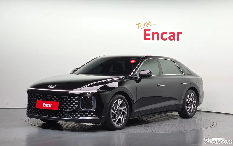 Hyundai Grandeur 2.5 2WD 2024 — photo 1, buy with delivery to Moscow