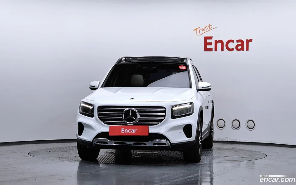 Mercedes-Benz GLB-Class GLB200 d 2024 — thumbnail 3
