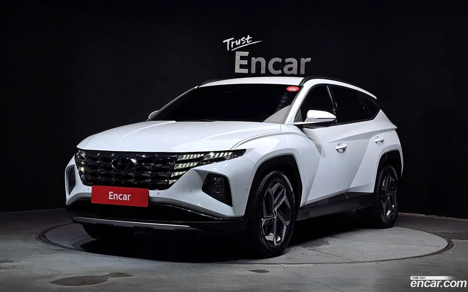 Hyundai Tucson 2.0 2WD 2022 — photo 1, buy with delivery to Moscow