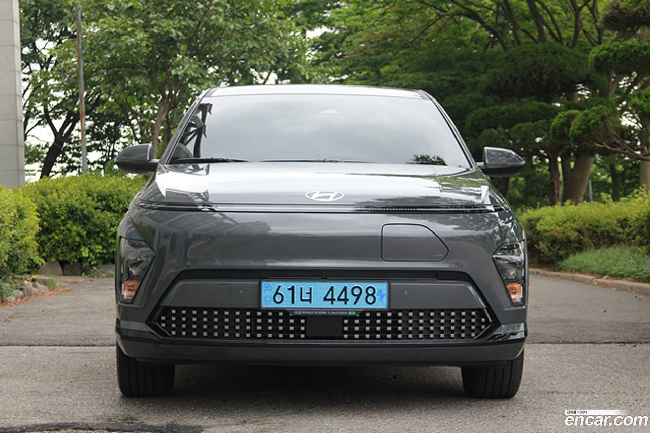 Hyundai Kona Electric 2025 — 3