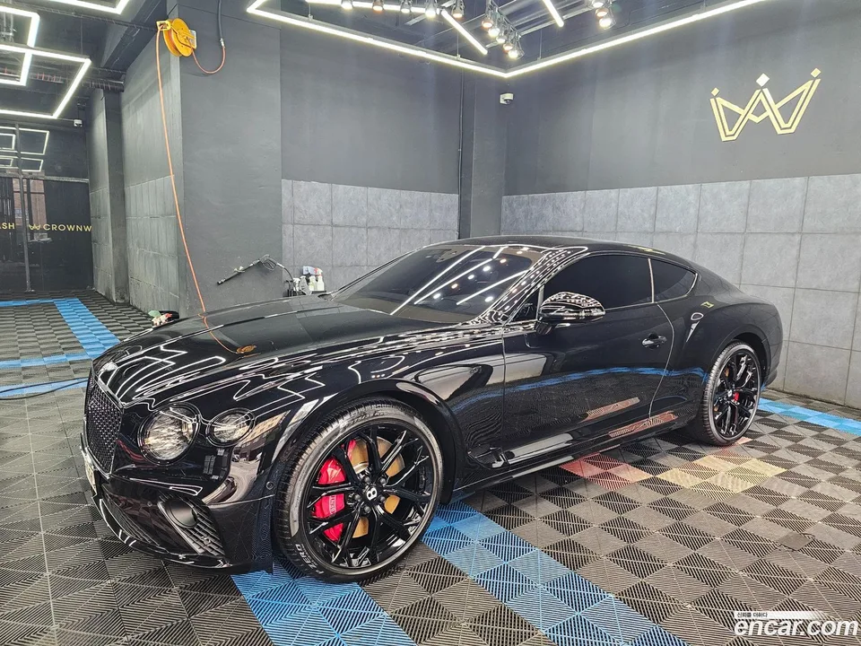 Bentley Continental GT 4.0 GTS 2023 — thumbnail 3