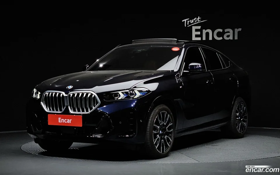 BMW X6 xDrive40i M 2025 — photo 1, buy with delivery to Moscow