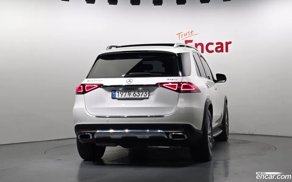 Mercedes-Benz GLE-Class GLE300d 4MATIC 2022 — thumbnail 4