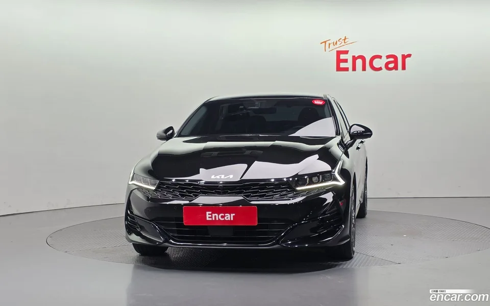 Kia K5 2.0 2023 — thumbnail 3