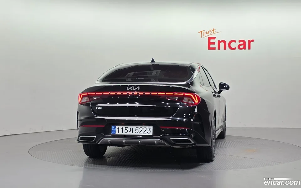 Kia K5 2.0 2023 — thumbnail 4