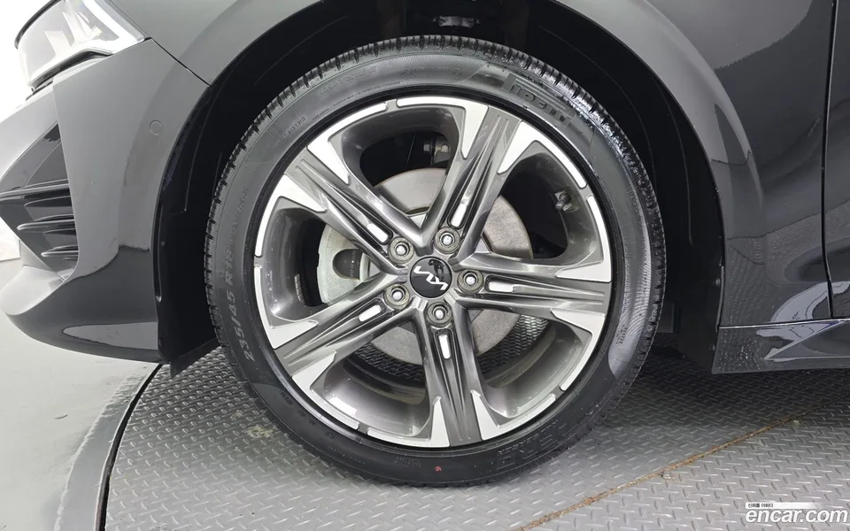 Kia K5 2.0 2023 — thumbnail 5