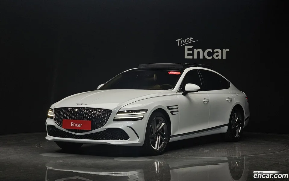 Genesis G80 2.5 AWD 2024 — фото 1, купить с доставкой в Москву