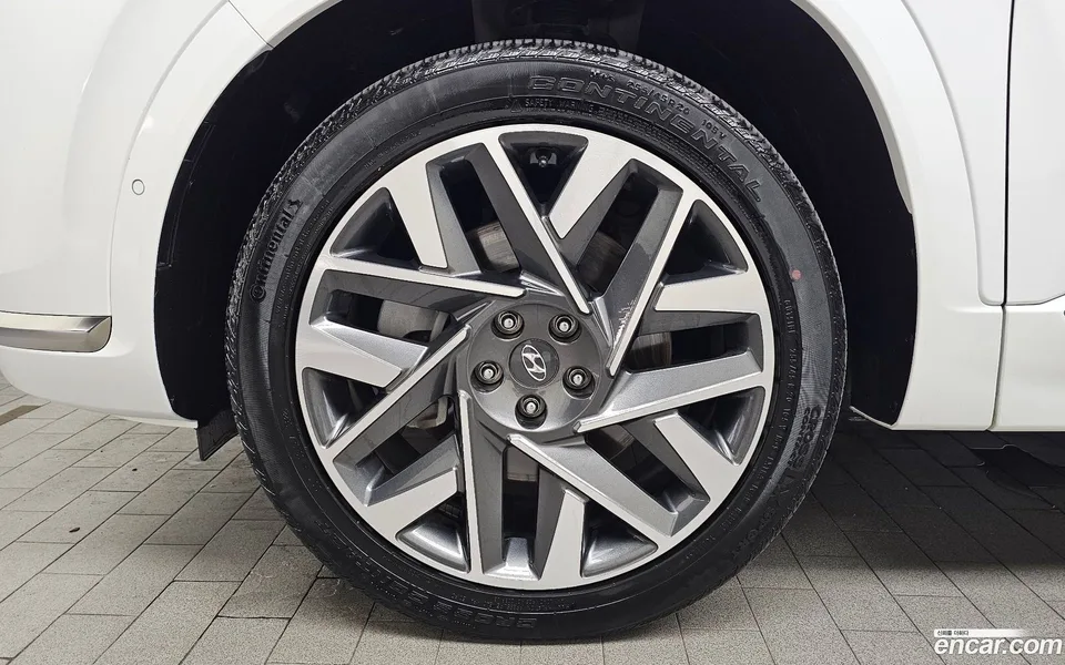 Hyundai SantaFe 2.5T 2WD 2023 — thumbnail 2
