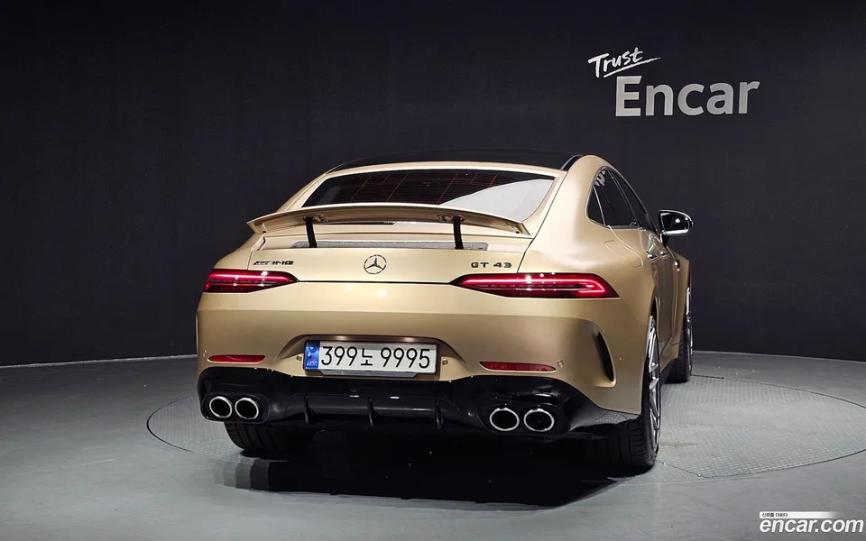 Mercedes-Benz AMG GT 4 43 4MATIC+ 2023 — thumbnail 4