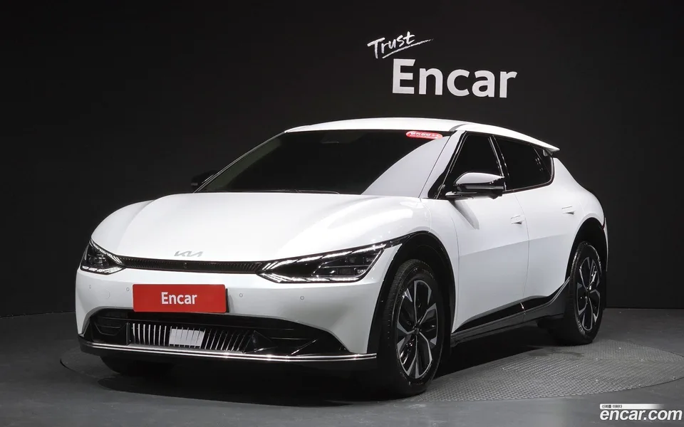 Kia EV6 4WD 2024 — photo 1, buy with delivery to Moscow