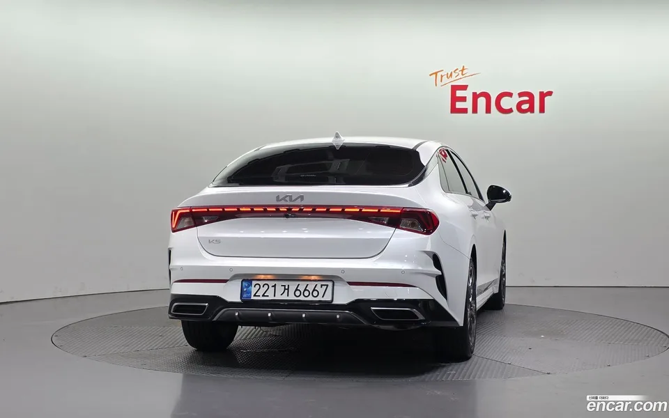 Kia K5 2.0 2022 — thumbnail 4