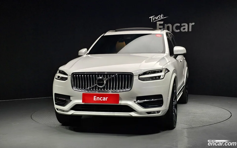 Volvo XC90 B6 2023 — thumbnail 3