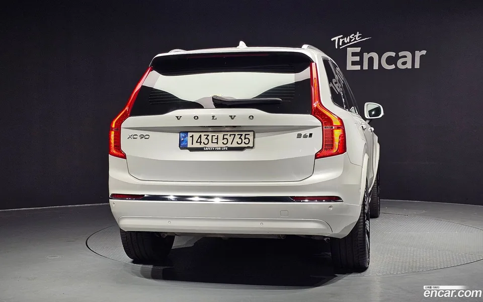 Volvo XC90 B6 2023 — thumbnail 4