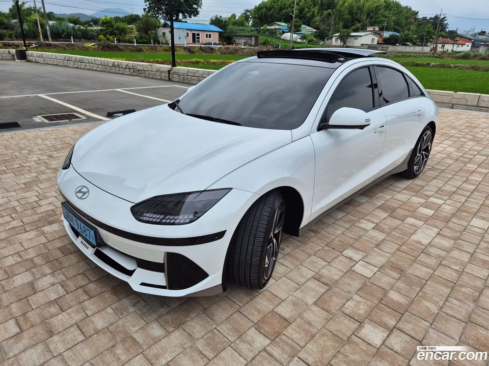 Hyundai Ioniq 6 2024 — миниатюра 3