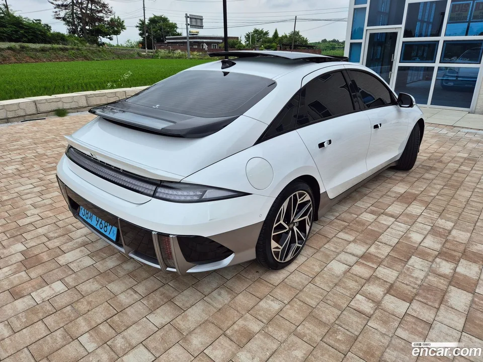 Hyundai Ioniq 6 2024 — миниатюра 4