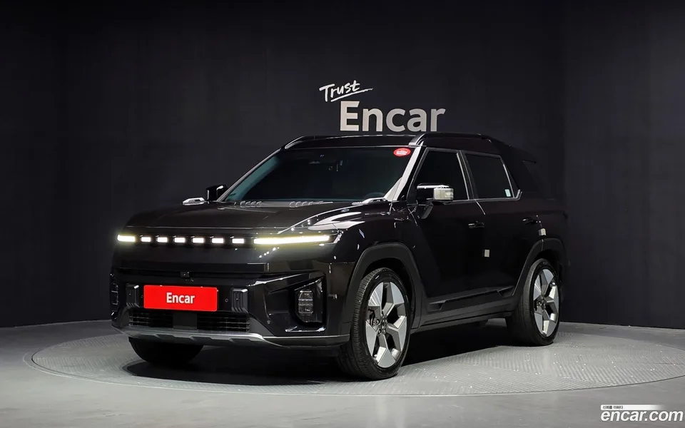 KG Mobility Torres EVX E7 2023 — photo 1, buy with delivery to Moscow