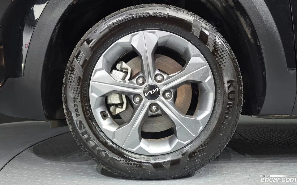 Kia Seltos 1.6 2WD 2025 — thumbnail 2