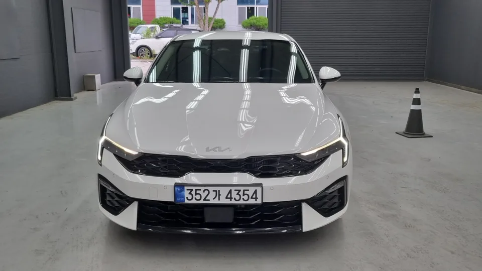 Kia K5 1.6 2024 — thumbnail 3