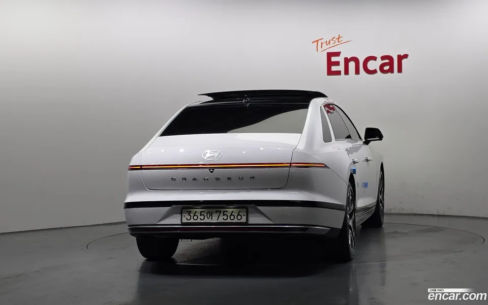 Hyundai Grandeur 2.5 2WD 2024 — thumbnail 4