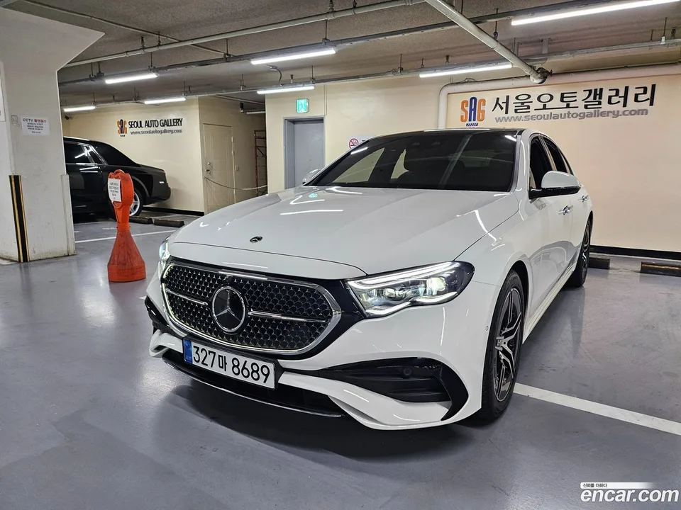 Mercedes-Benz E-Class E300 4MATIC AMG Line 2025 — photo 1, buy with delivery to Moscow