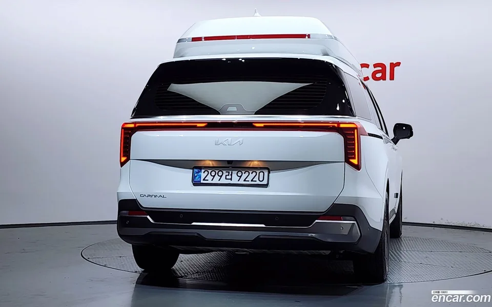 Kia Carnival 9 () 2025 — thumbnail 4