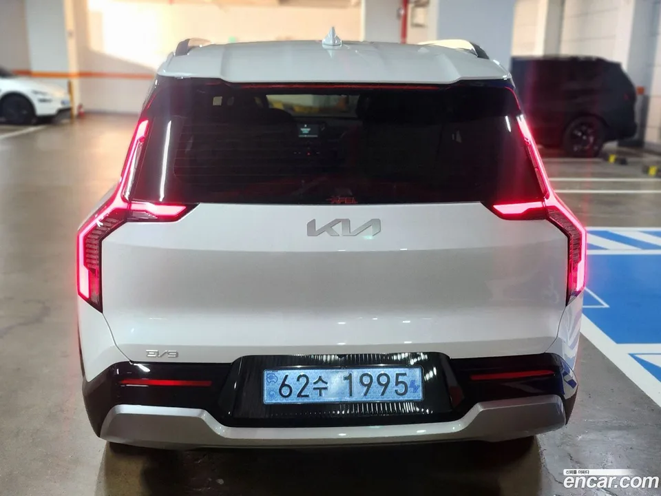 Kia EV9 4WD 2026 — миниатюра 4