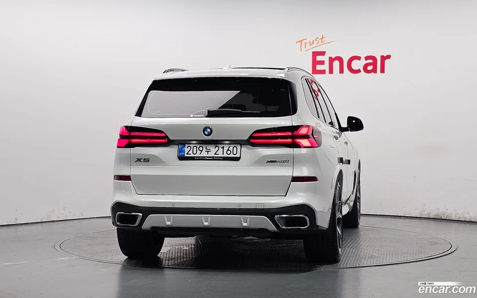 BMW X5 xDrive 40i M 2025 — thumbnail 4
