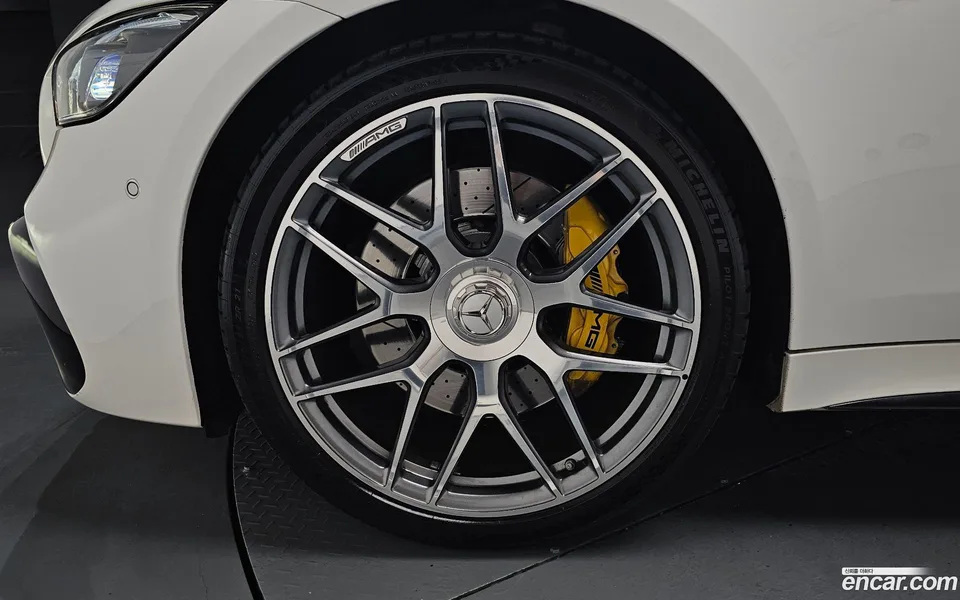 Mercedes-Benz AMG GT 4 43 4MATIC+ 2023 — thumbnail 2