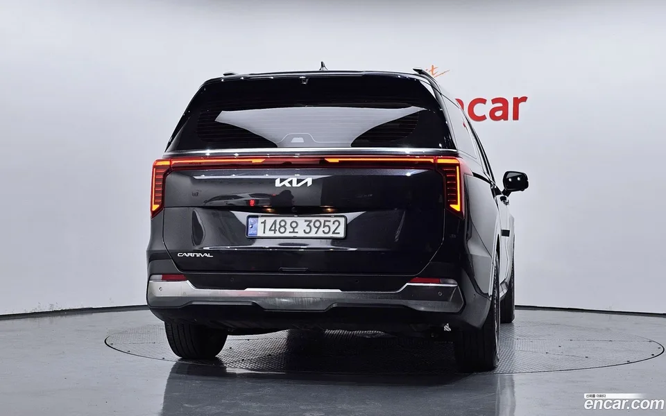 Kia Carnival 9 2024 — thumbnail 4