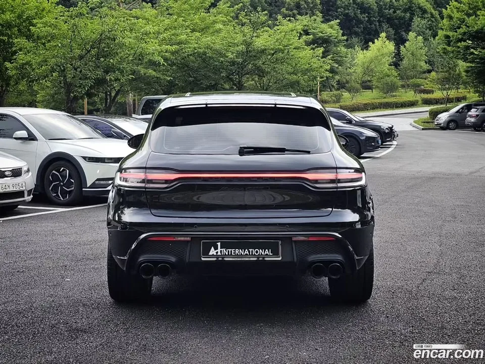 Porsche Macan 2.9 GTS 2022 — миниатюра 2