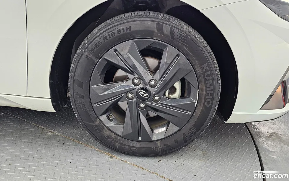 Hyundai Avante 1.6 2023 — thumbnail 2