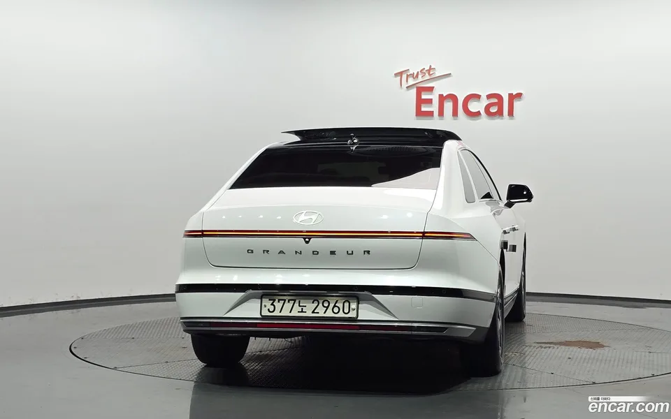 Hyundai Grandeur Hybrid 2025 — thumbnail 4