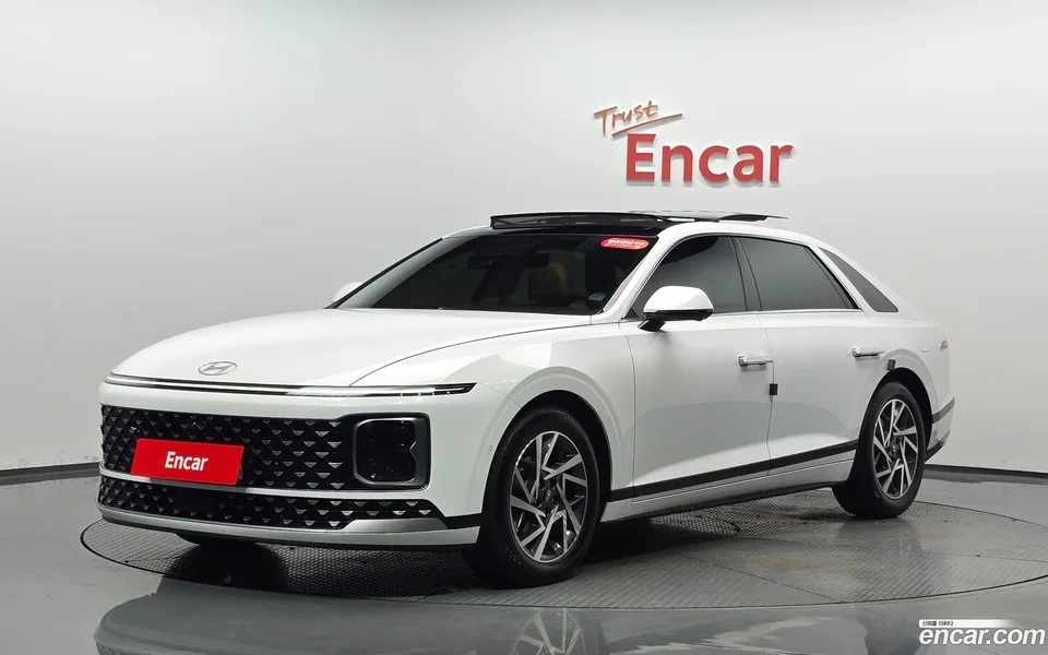 Hyundai Grandeur Hybrid 2025 — photo 1, buy with delivery to Moscow