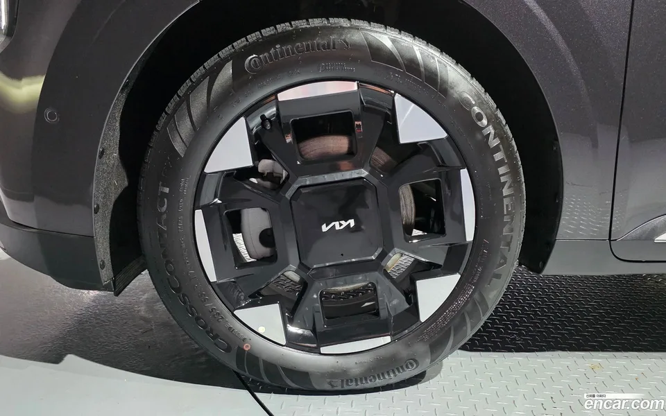 Kia Carnival HEV 9 2025 — thumbnail 2
