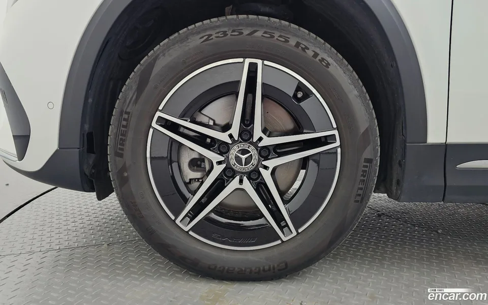 Mercedes-Benz EQA EQA250 AMG 2024 — thumbnail 2