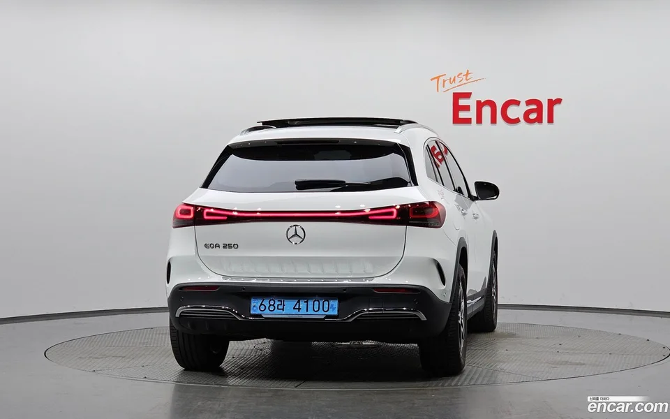 Mercedes-Benz EQA EQA250 AMG 2024 — thumbnail 4