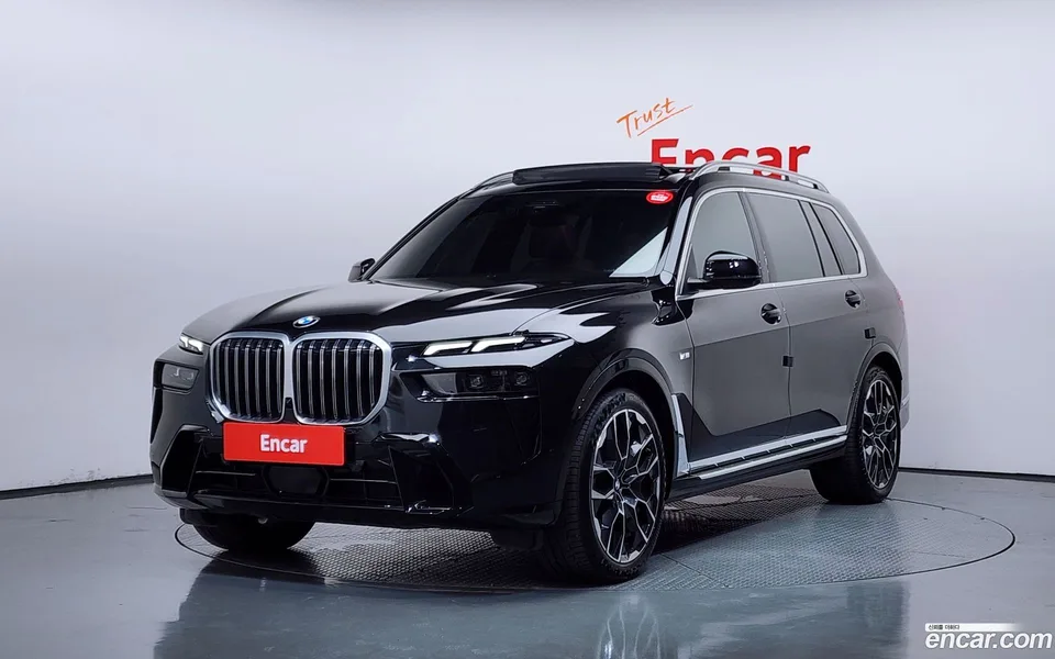 BMW X7 2025