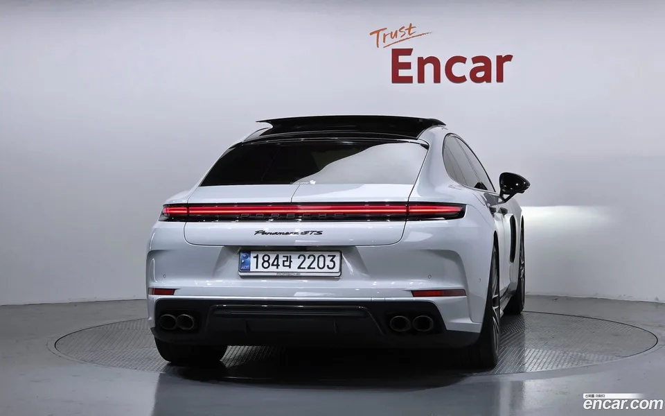 Porsche Panamera (976) 4.0 GTS 2025 — thumbnail 4