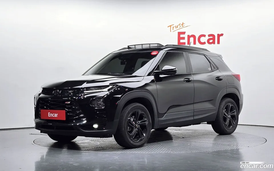 Chevrolet Trailblazer 1.3 4WD 2023 — photo 1, buy with delivery to Moscow