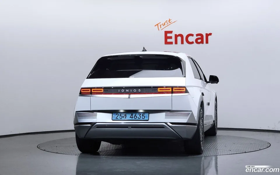 Hyundai Ioniq 5 2022 — thumbnail 4