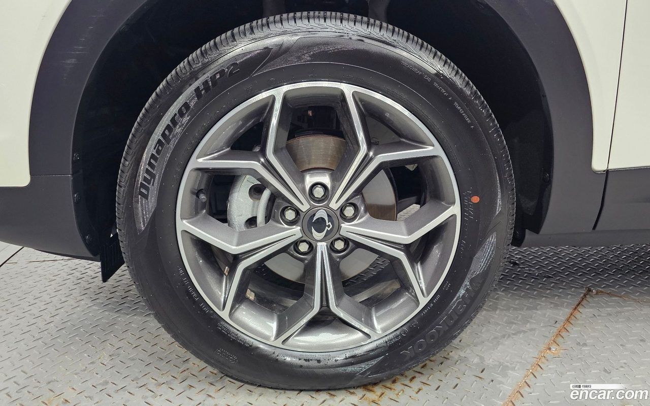 KG Mobility Korando 2024 — 5