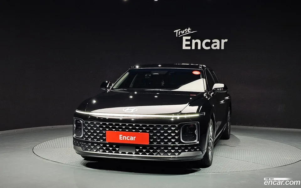 Hyundai Grandeur 2.5 2WD 2023 — thumbnail 3